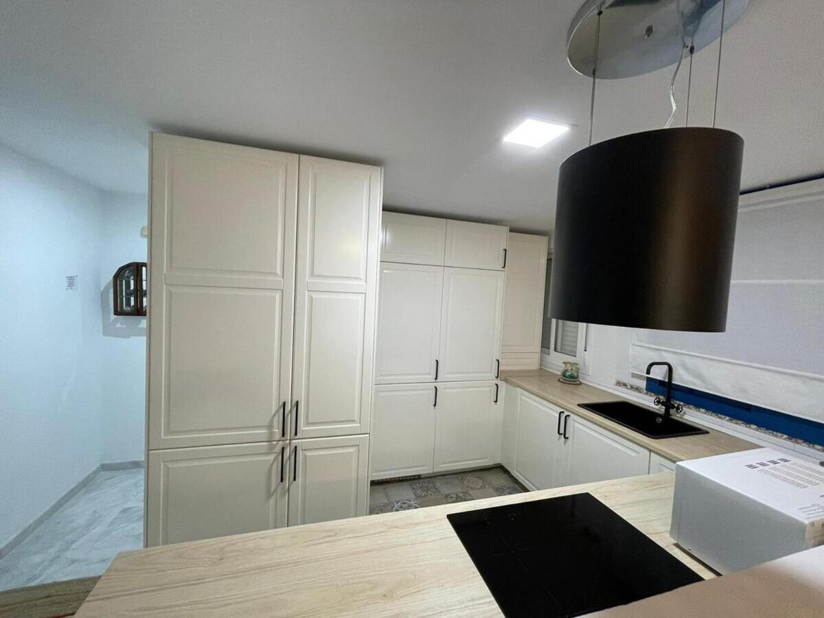 Calu Homes Cerca Playa De Huelin Màlaga Exteriér fotografie