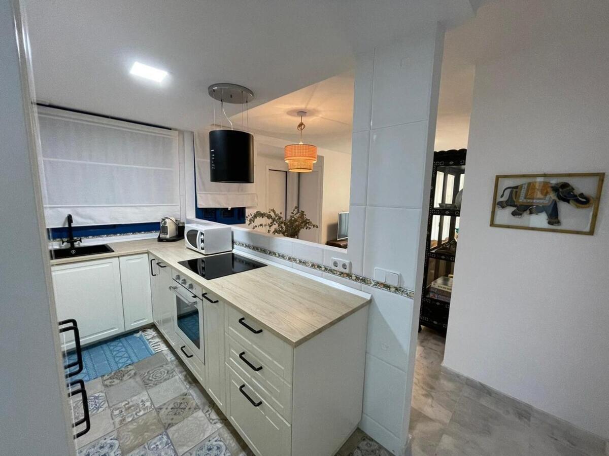 Calu Homes Cerca Playa De Huelin Màlaga Exteriér fotografie