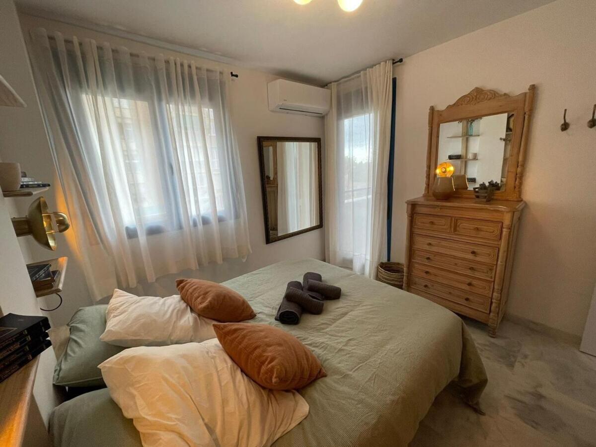 Calu Homes Cerca Playa De Huelin Màlaga Exteriér fotografie