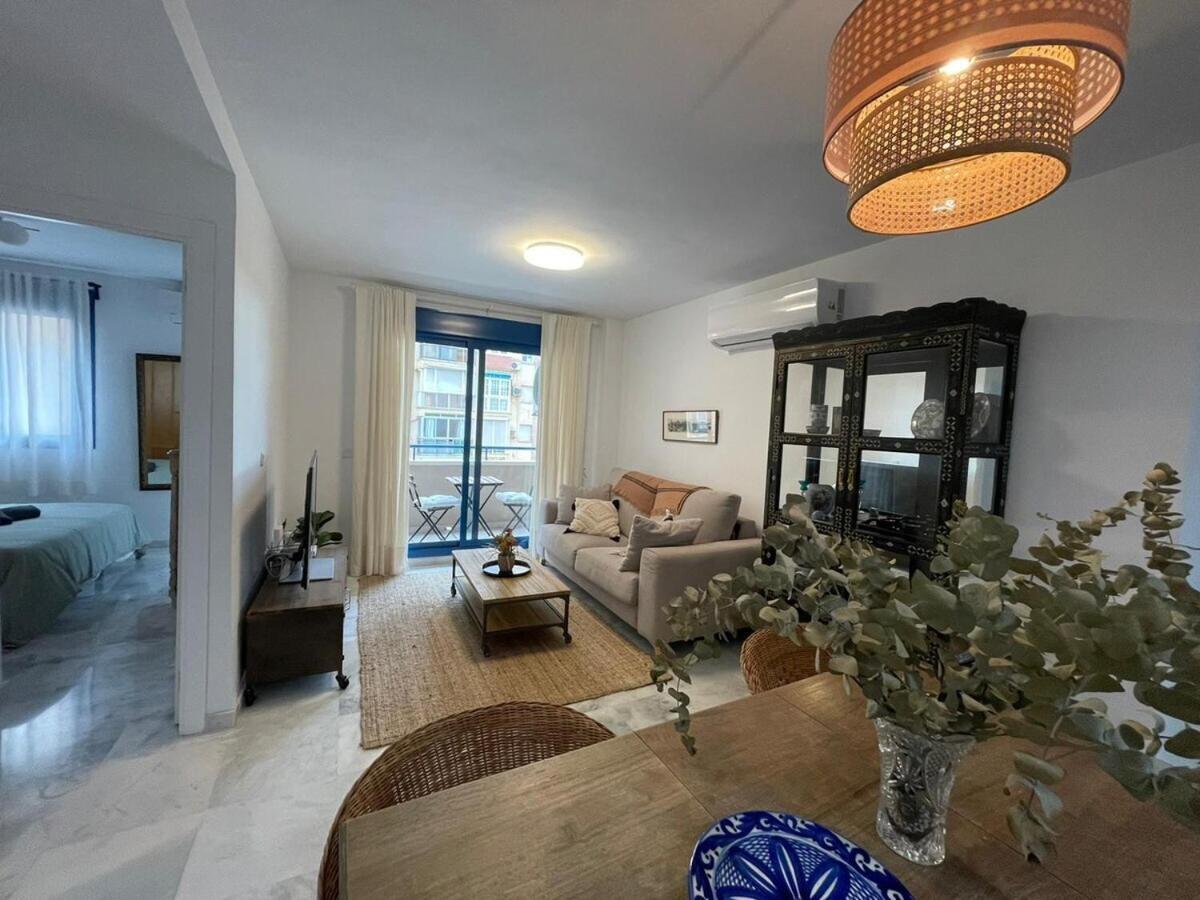 Calu Homes Cerca Playa De Huelin Màlaga Exteriér fotografie