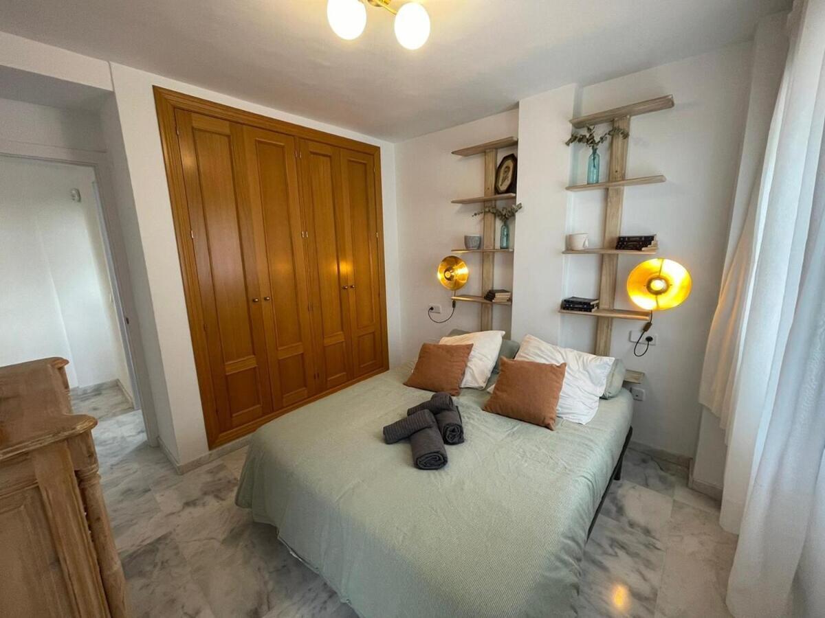Calu Homes Cerca Playa De Huelin Màlaga Exteriér fotografie