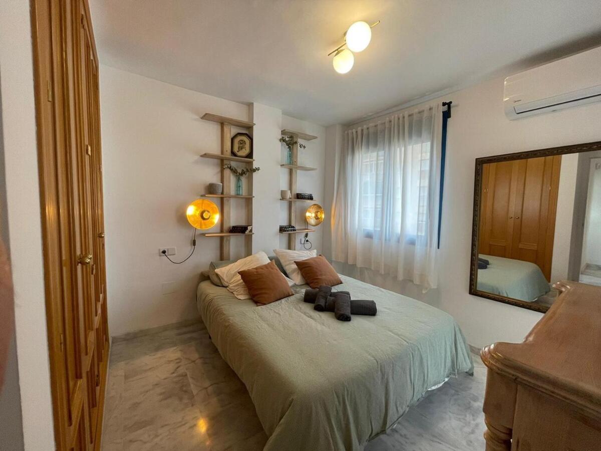Calu Homes Cerca Playa De Huelin Màlaga Exteriér fotografie
