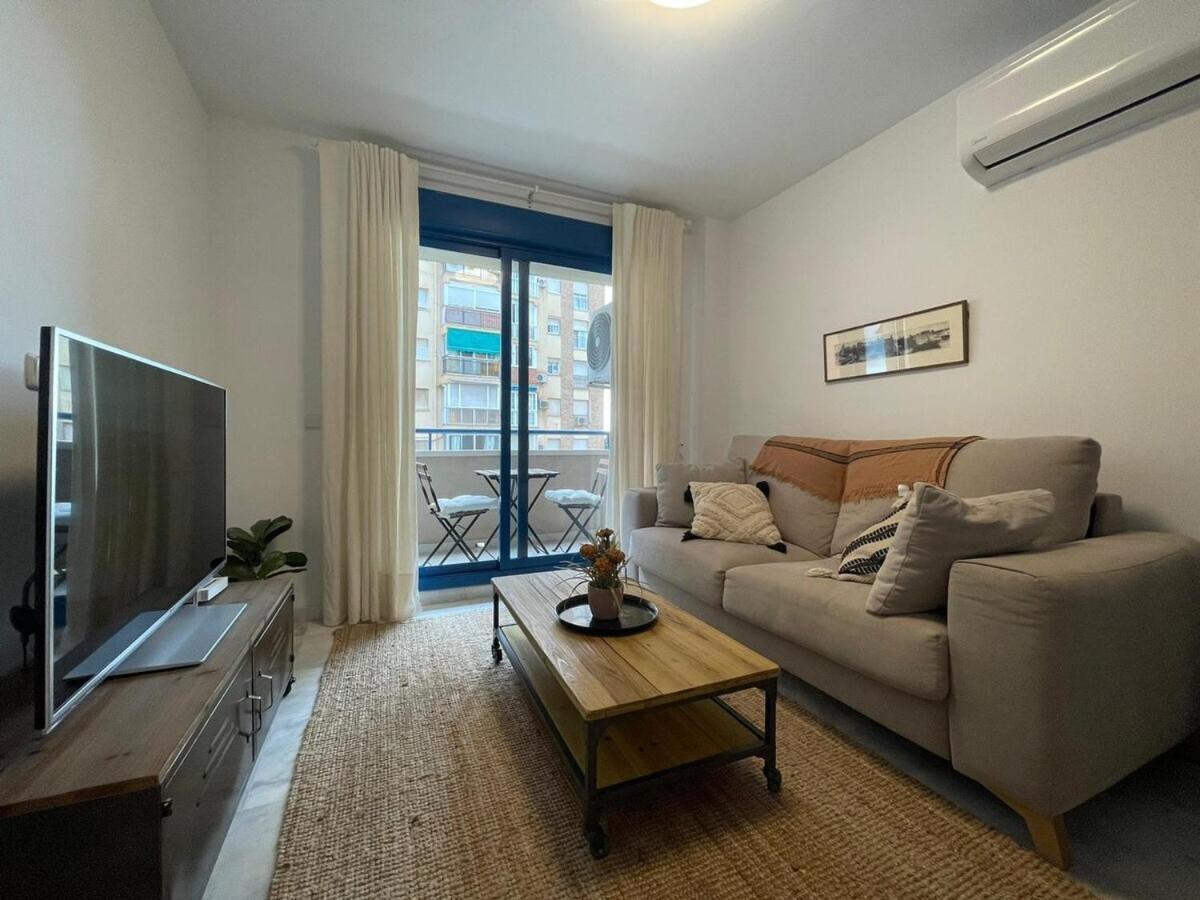 Calu Homes Cerca Playa De Huelin Màlaga Exteriér fotografie