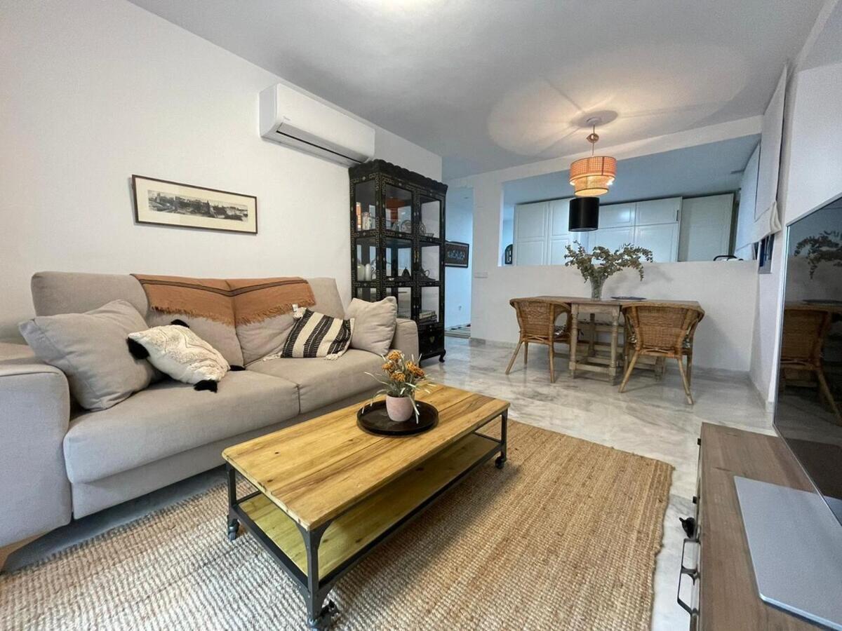 Calu Homes Cerca Playa De Huelin Màlaga Exteriér fotografie